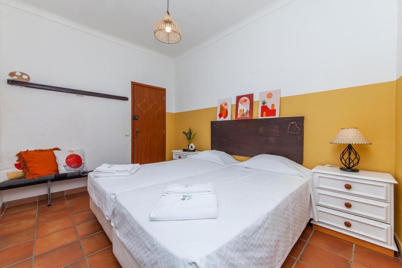 J - Casa Do Farol Guesthouse Lagos Eksteriør billede
